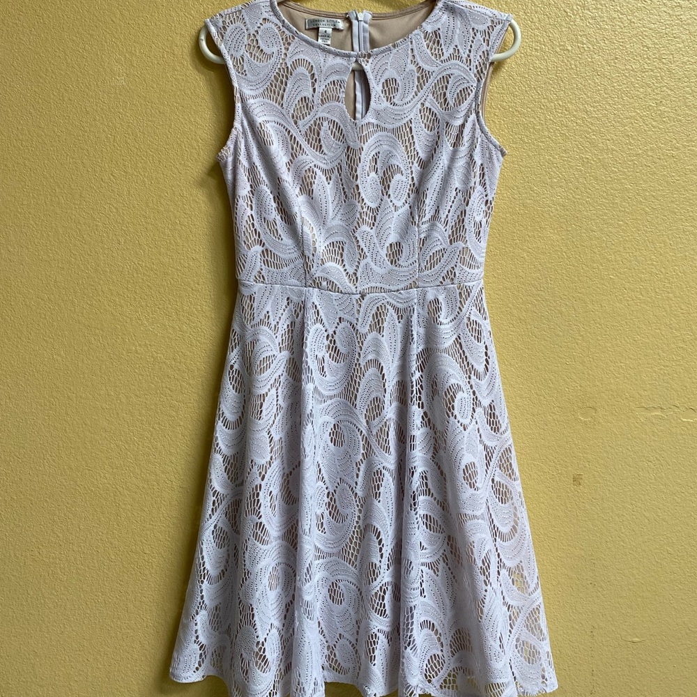 White lace dress